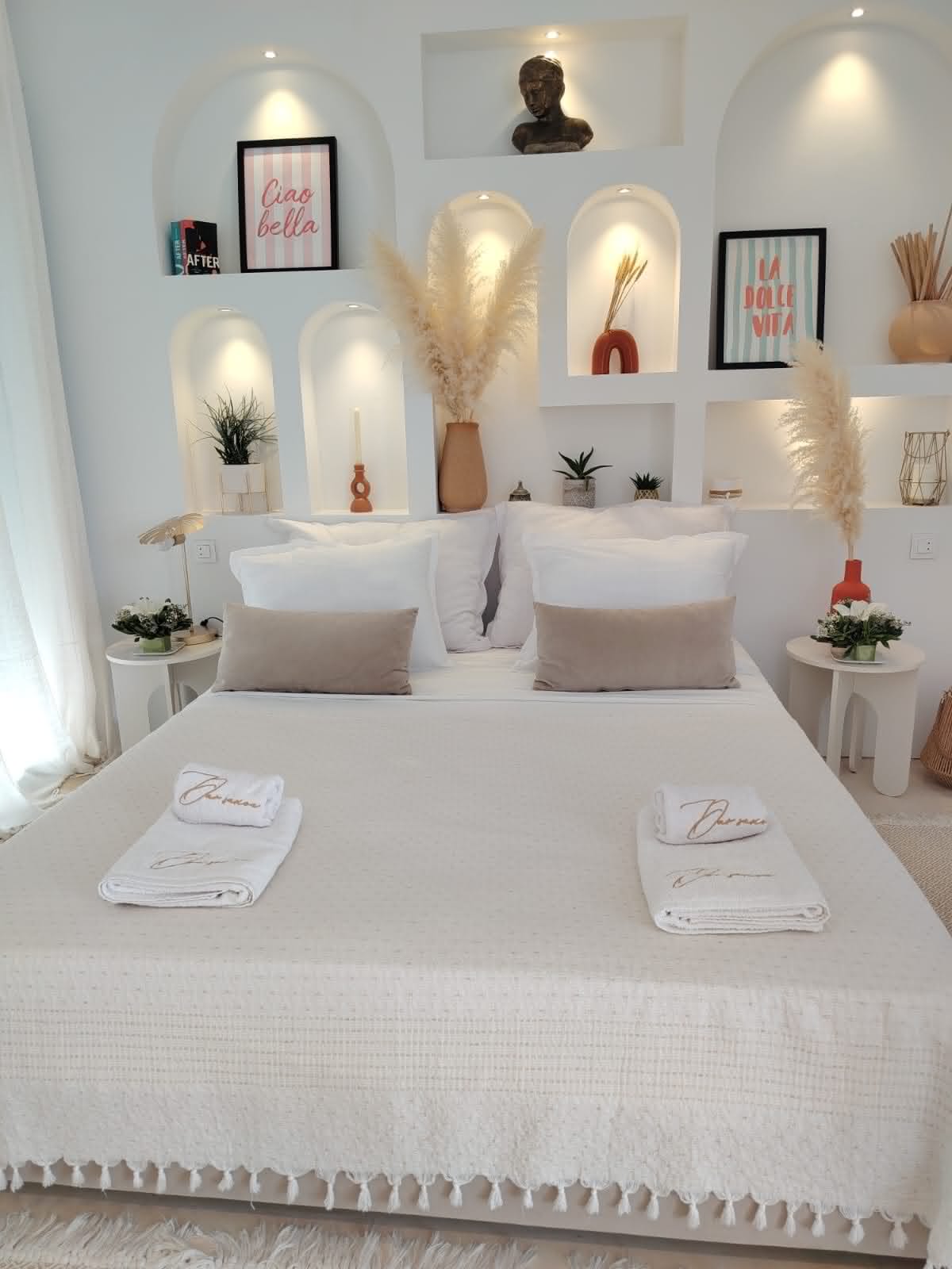 Air-conditioned bedroom at Dar Sanou